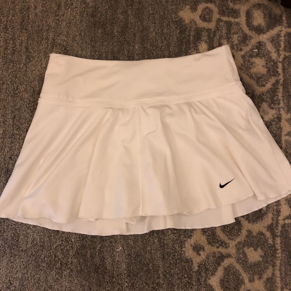 SOLD Nike Tennis Skirt - Picture 2 of 6